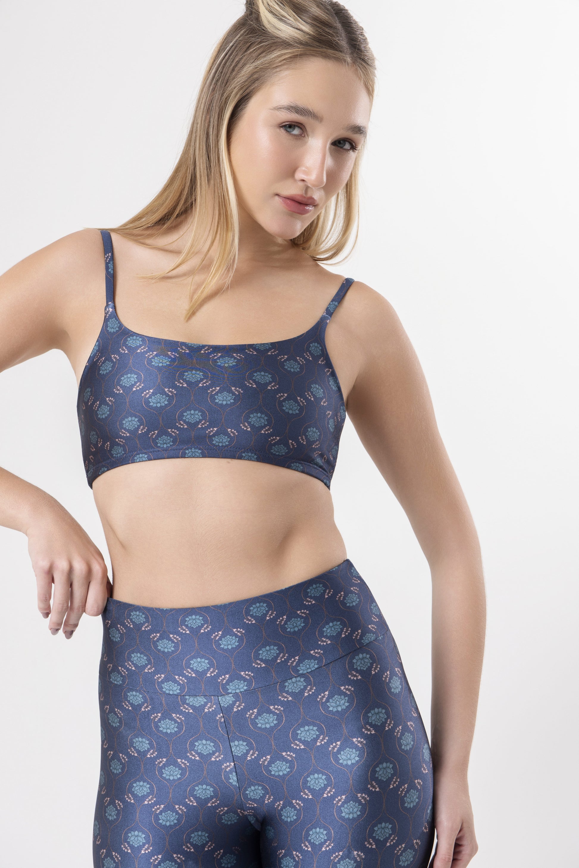Blue Lotus Comfort Top