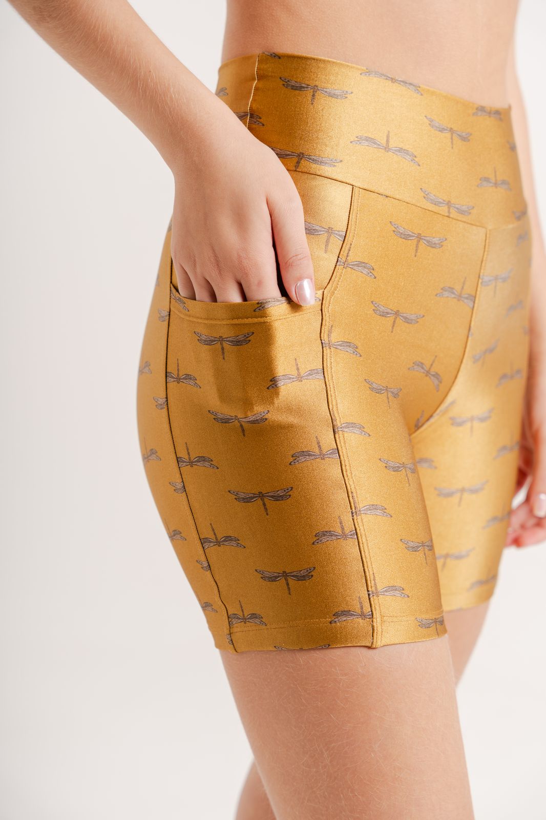 Short Estampa Dragonfly by BEE GRACIE - SHORTS