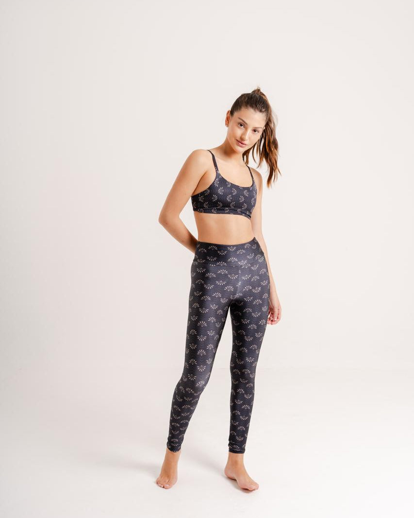 Legging Estampa Dahlia modelo High Waist by BEE GRACIE - CALÇAS