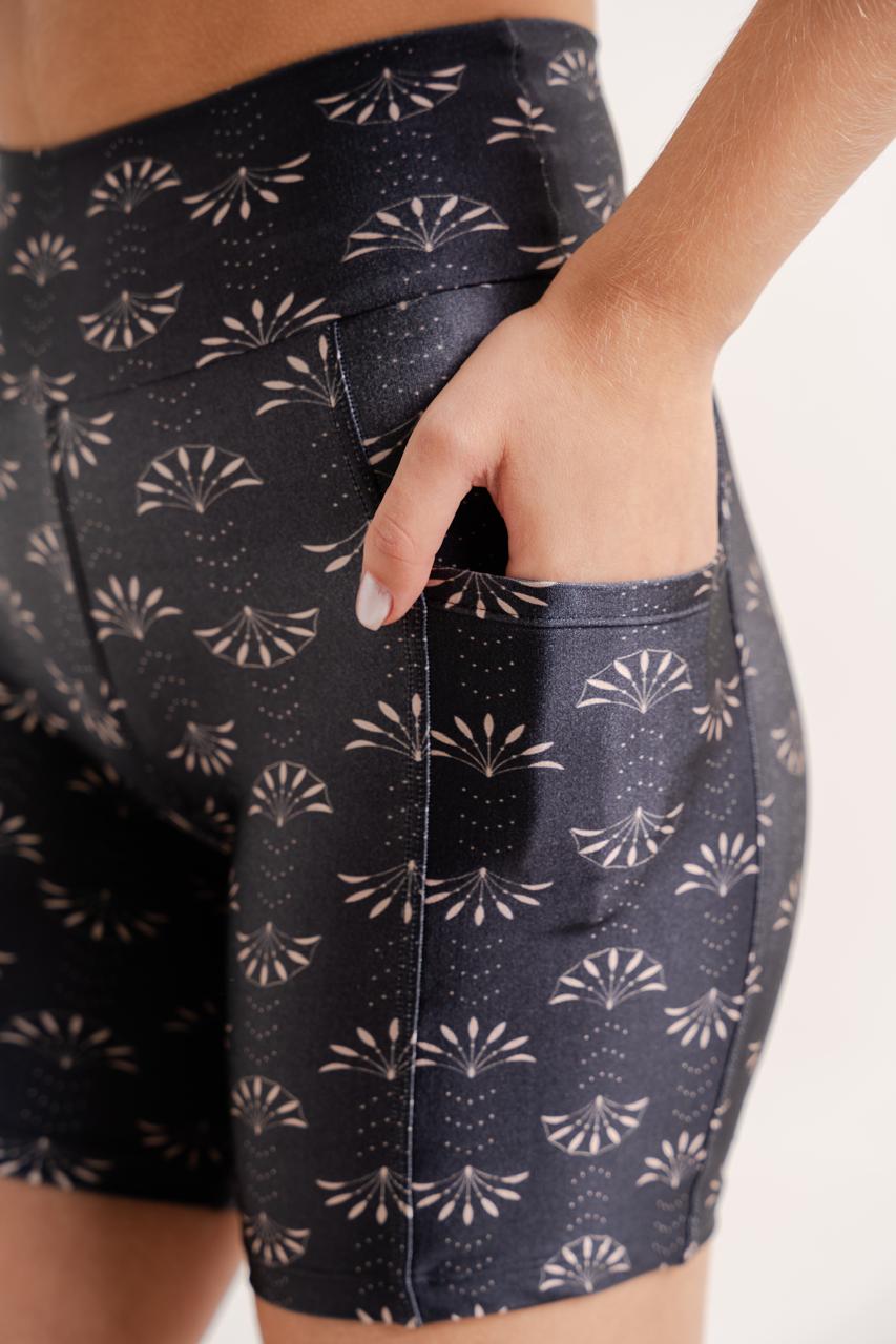 Short Estampa Dahlia by BEE GRACIE - SHORTS