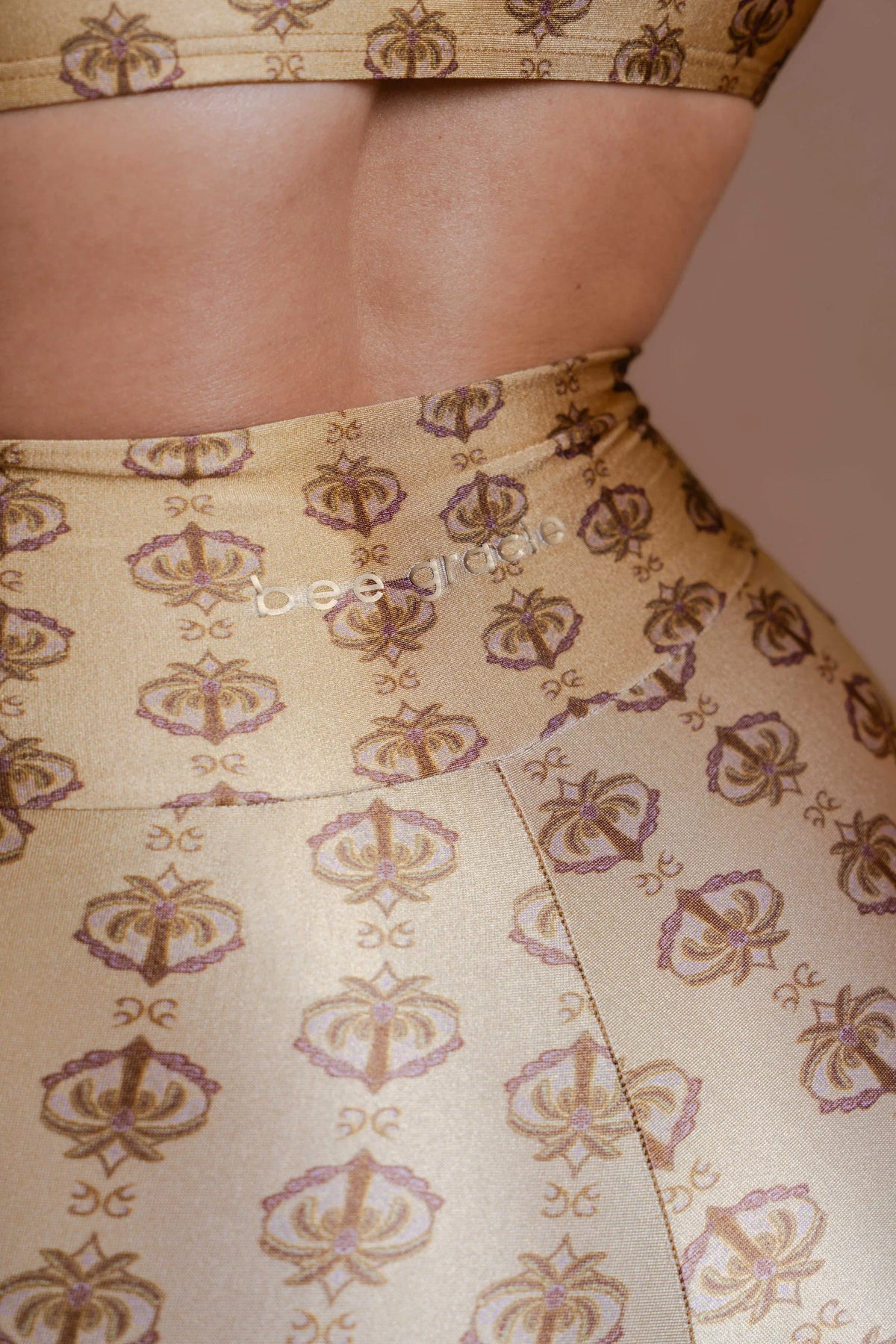 Golden Breeze Legging — High Waist